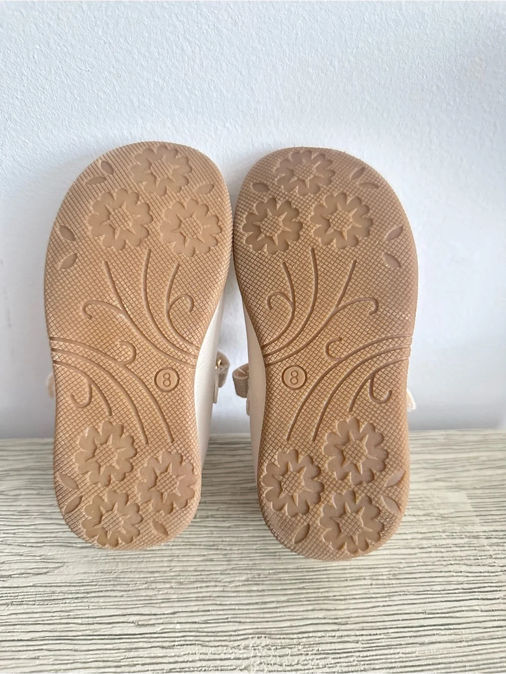Rachael shows Girls Cream Mary Jane Dress Shoes with Flower Appliqués size 8